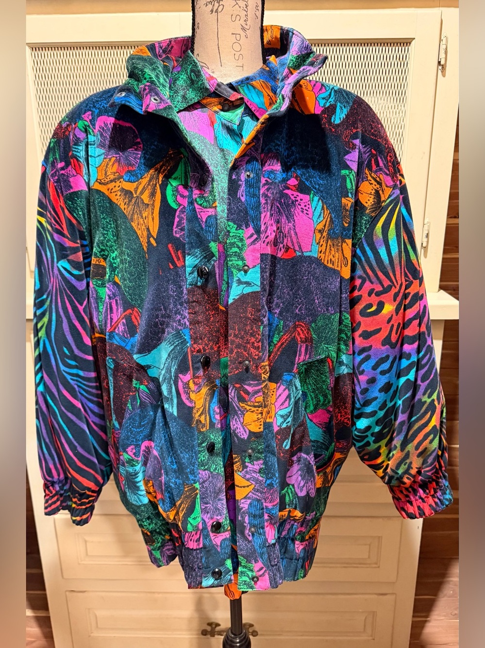 Rare Vintage Escada 2Pc Silk Blouse & Quilted Jacket Set